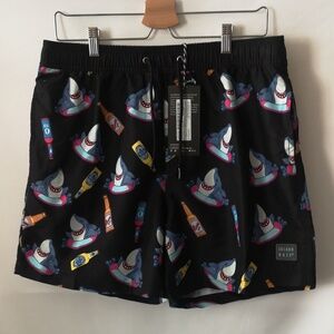 NWT Men's Islandhaze Pool Party Edition Swim Trunks Size Large Fun Shark Design